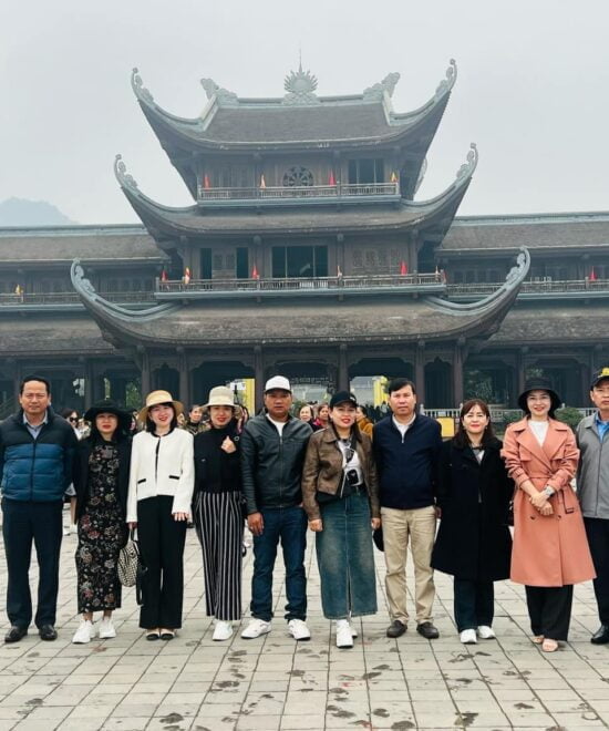 Du Lịch Tưởng Gia